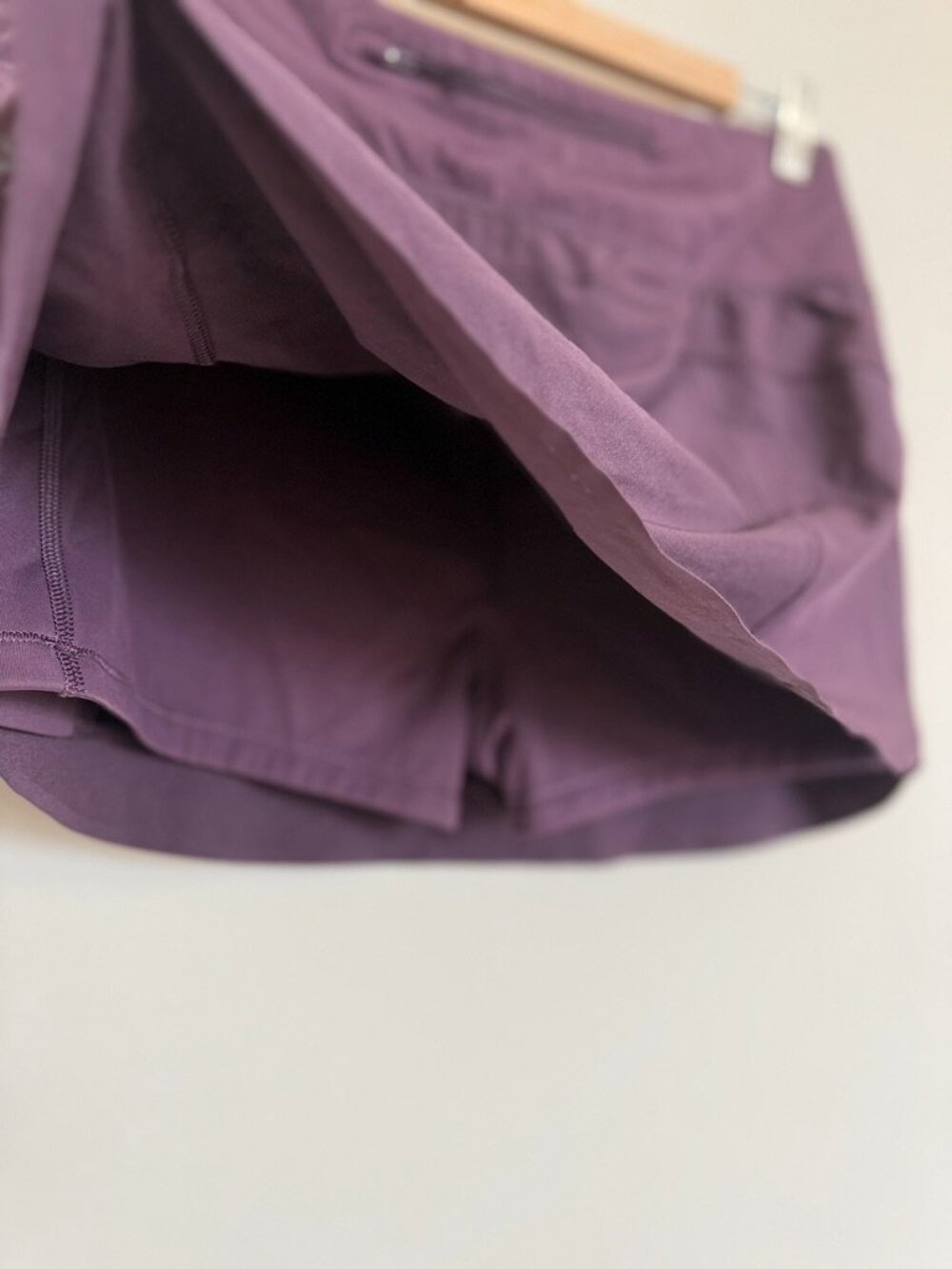 Athleta Run With It Purple Skort Medium Tennis Golf Running Athleisure Skirt - Picture 7 of 8